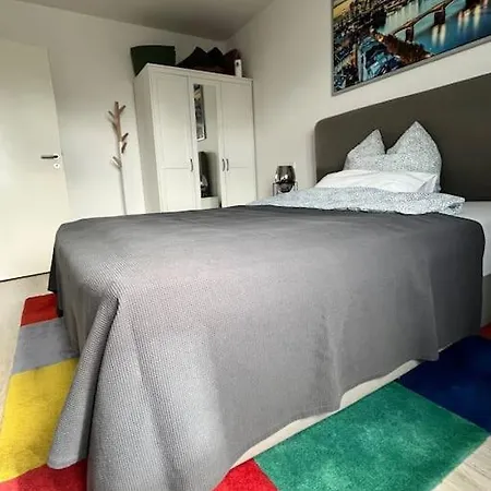 Buechensaal Mit Stellplatz