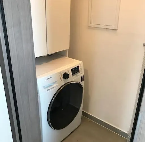 Buechensaal Mit Stellplatz 埃伦塞